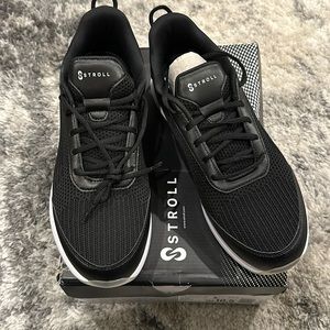 Stroll Brand Men’s Golf Shoes 10.5 NEW NIB